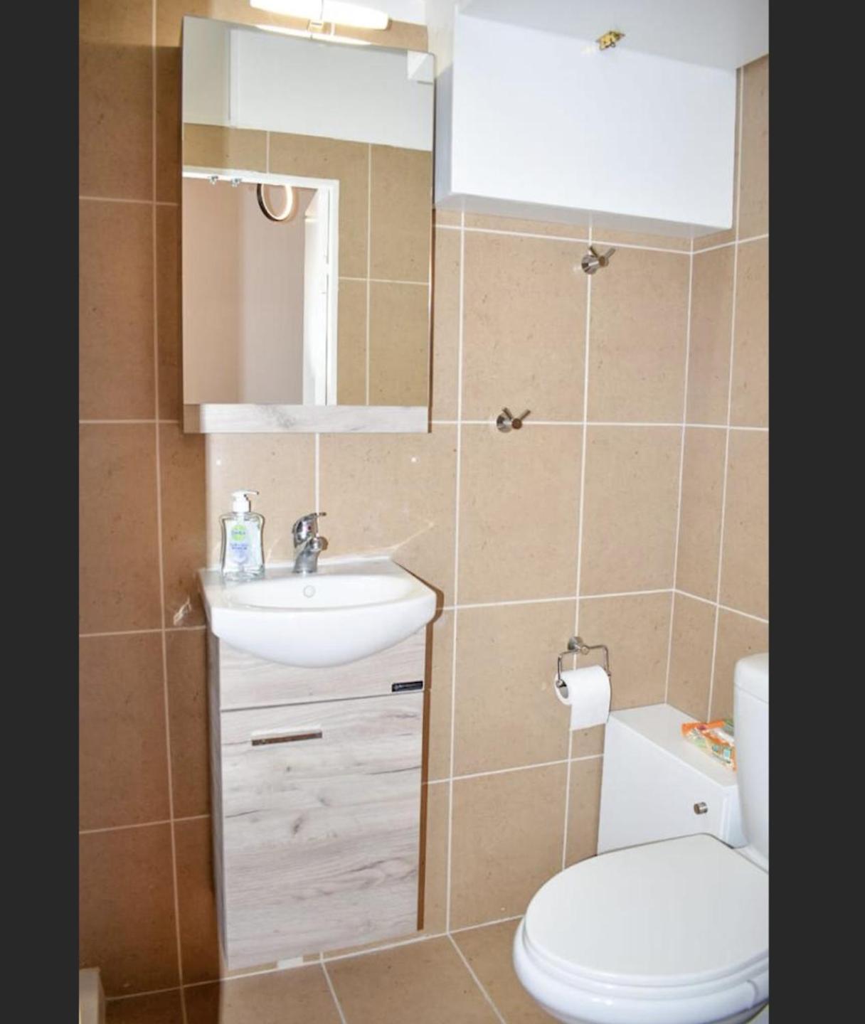 Modern Cozy Central Flat Patras Ngoại thất bức ảnh