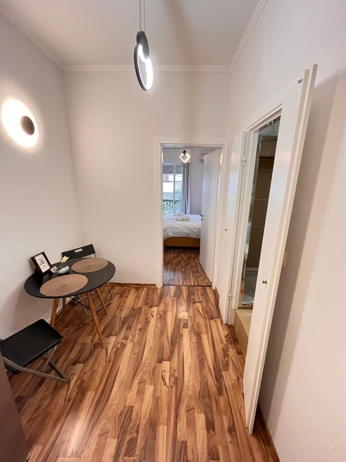 Modern Cozy Central Flat Patras Ngoại thất bức ảnh